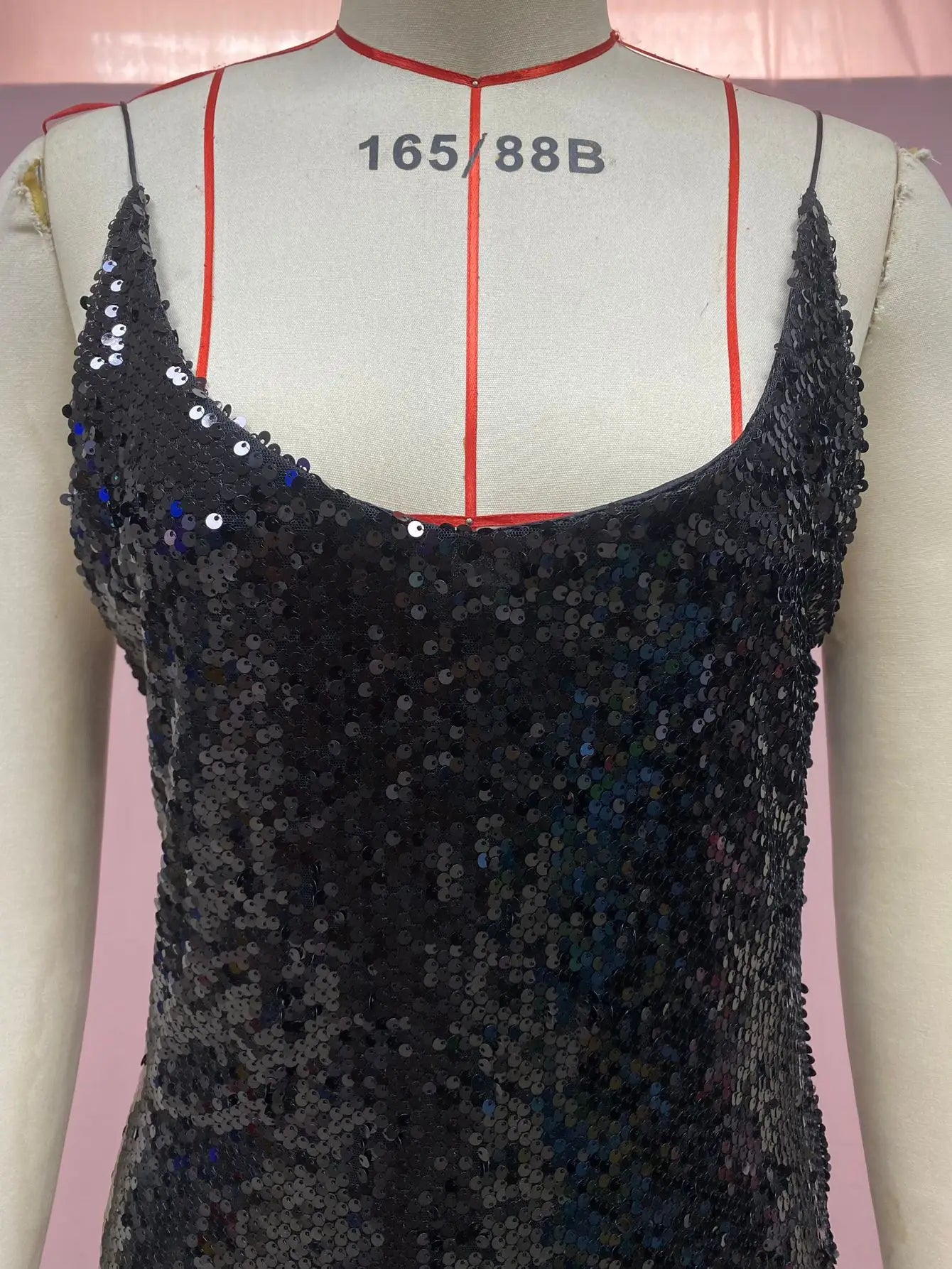 Vestido de Verano para Mujer 2025, Nuevo Vestido Corto Sexy con Tirantes, Sin Mangas, con Lentejuelas, Cuello en V, Tipo Halter, Mini Vestidos, Ropa