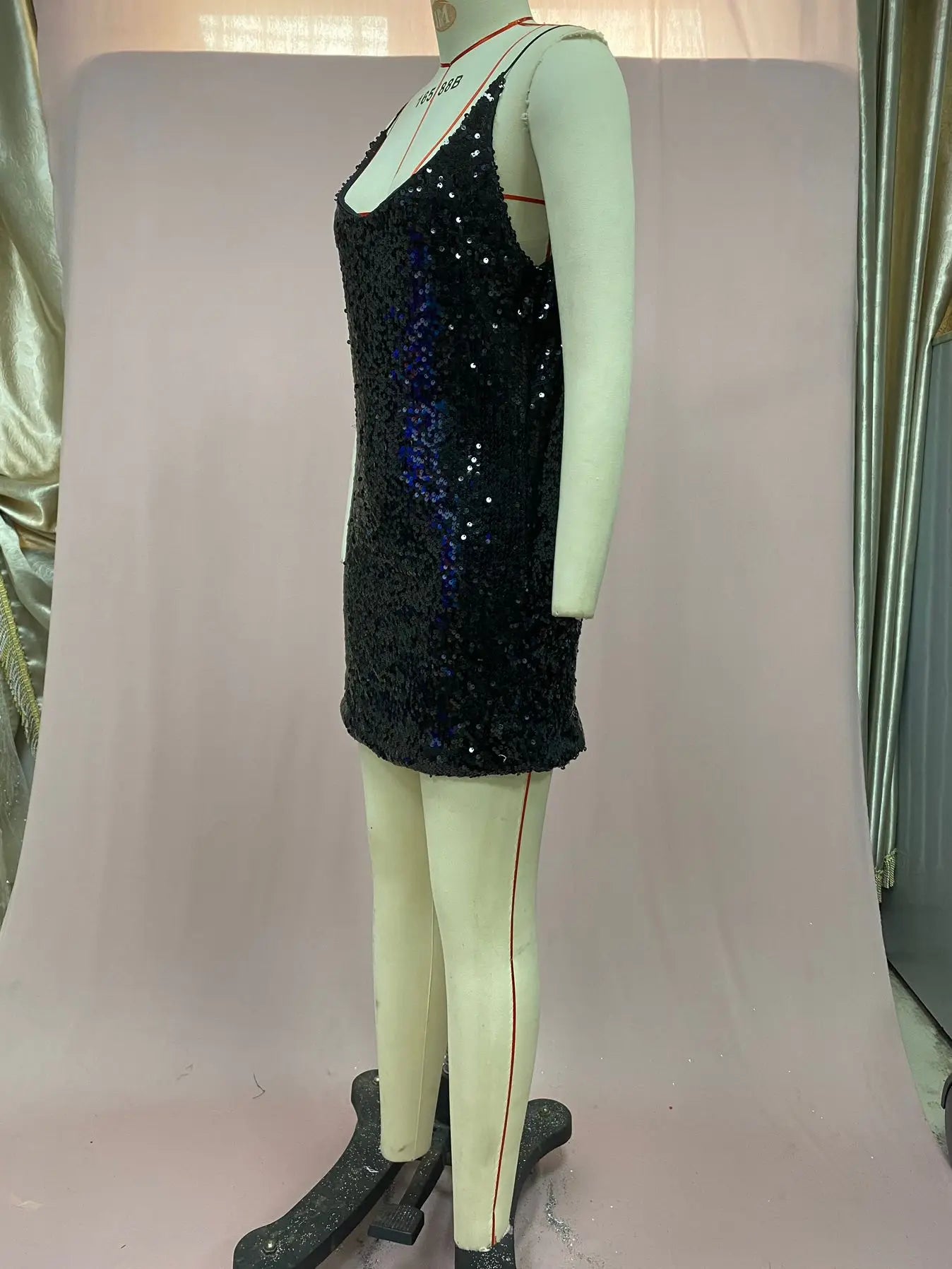 Vestido de Verano para Mujer 2025, Nuevo Vestido Corto Sexy con Tirantes, Sin Mangas, con Lentejuelas, Cuello en V, Tipo Halter, Mini Vestidos, Ropa